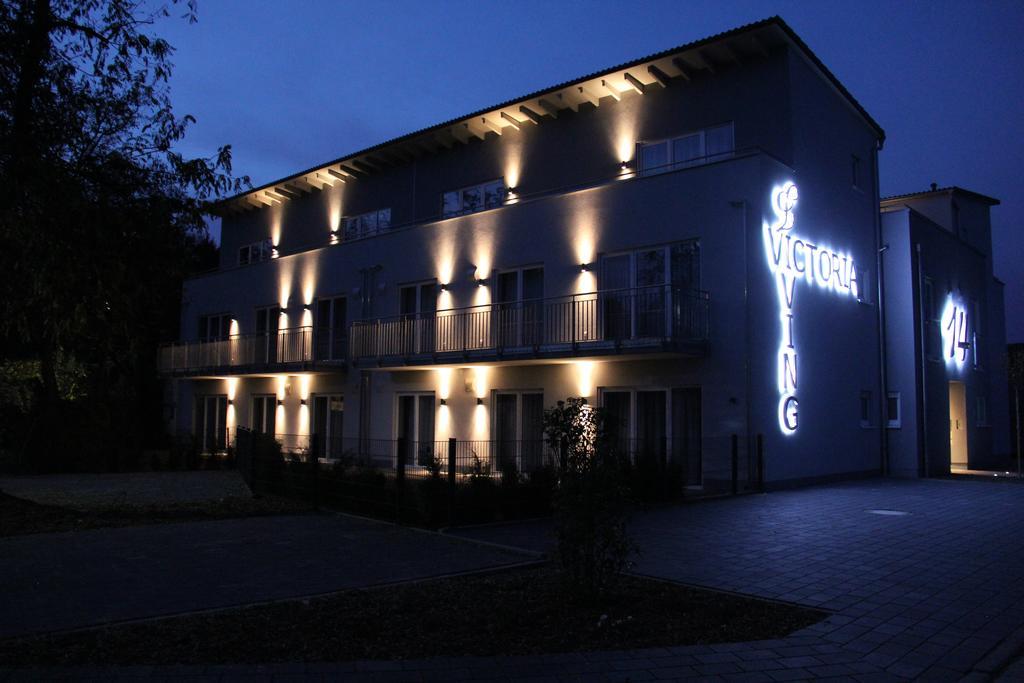 Victoria Living Hotell Jockgrim Eksteriør bilde