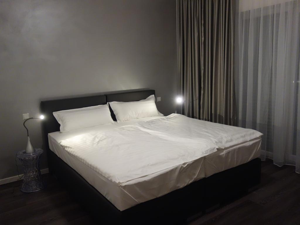 Victoria Living Hotell Jockgrim Eksteriør bilde